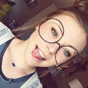 Meet your Posher, Mercades